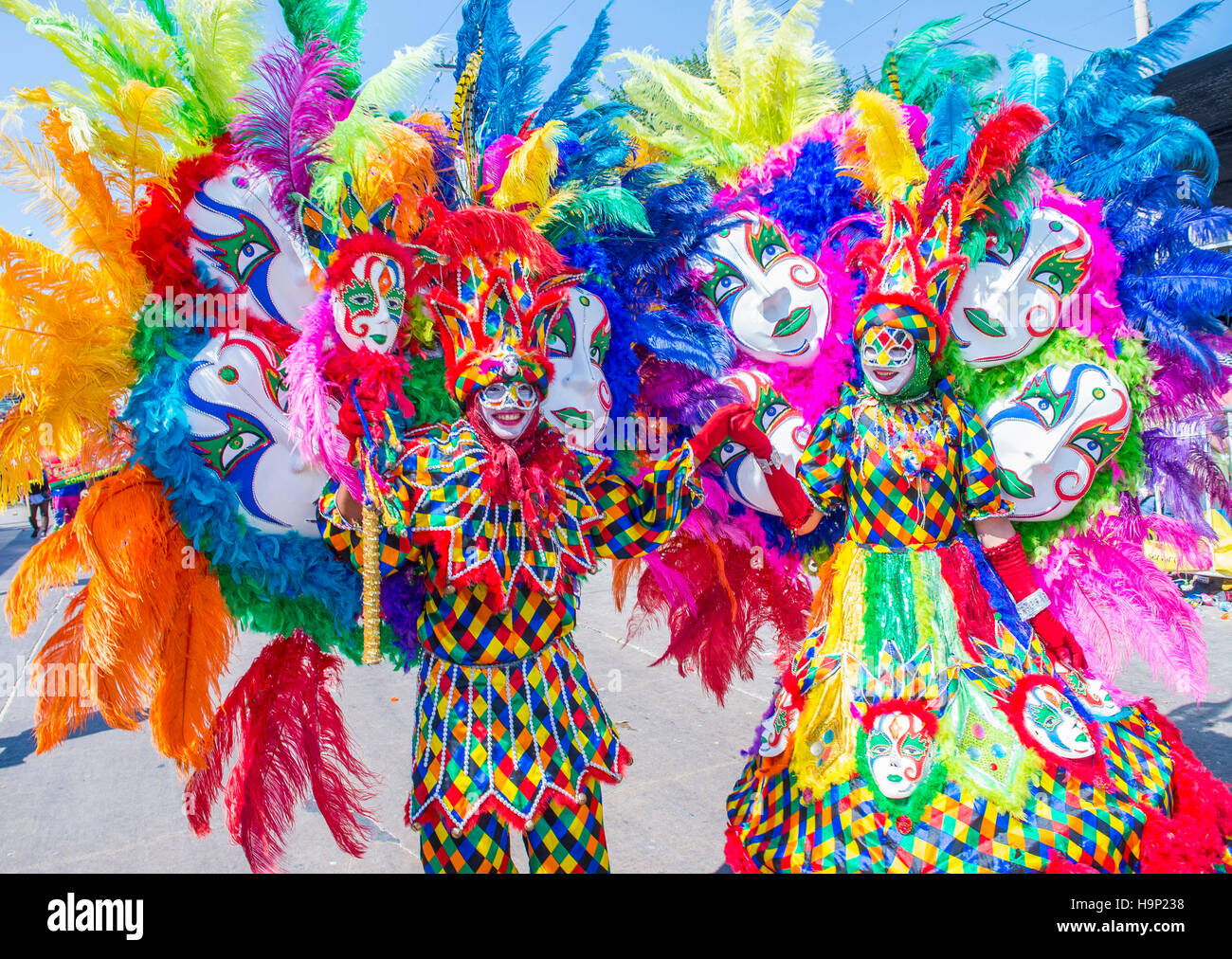 participants-in-the-barranquilla-carnival-in-barranquilla-colombia