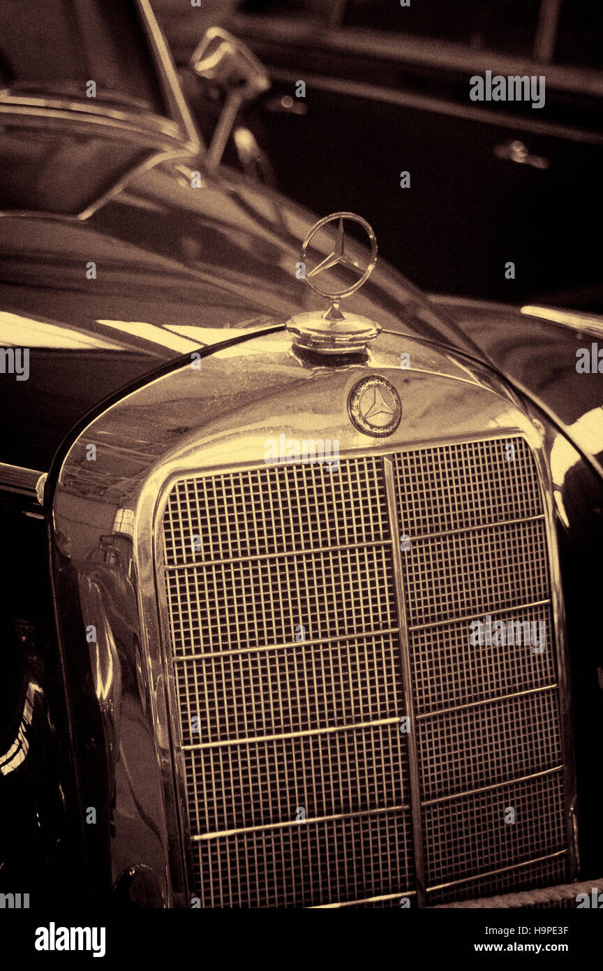 Photo Mercedes Benz 300 Year 1957 1962 Four Door