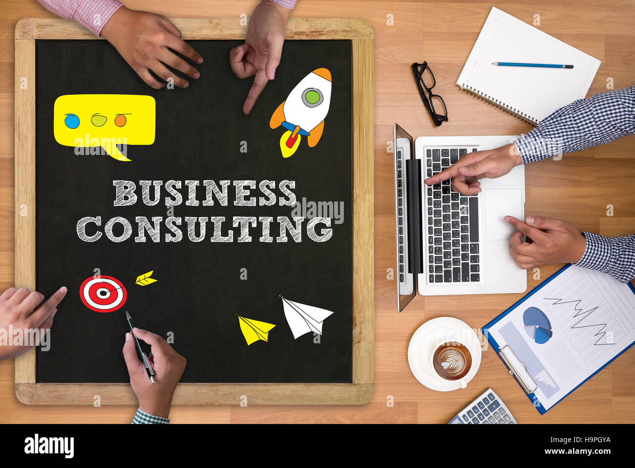 BUSINESS CONSULTING CONCEPT Stock Photo - Alamy
