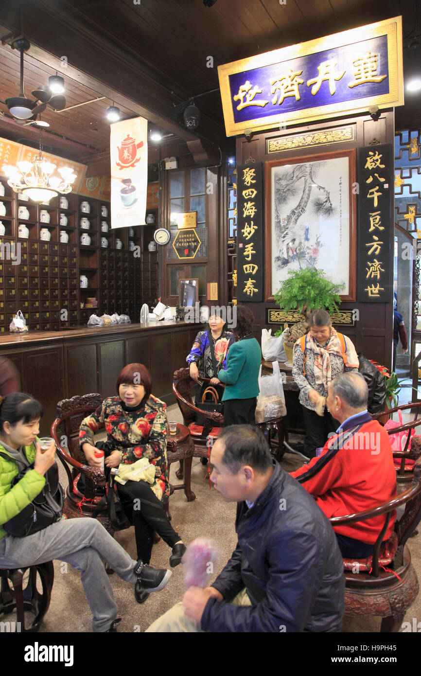 China, Zhejiang, Hangzhou, Qinghefang Old Street, chinese medicine shop, people, Stock Photo