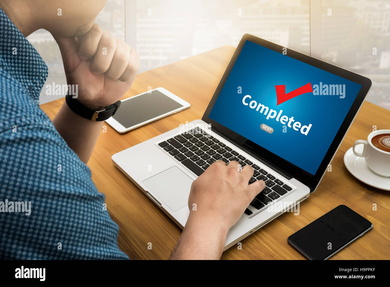 Transaction completed hi-res stock photography and images - Alamy