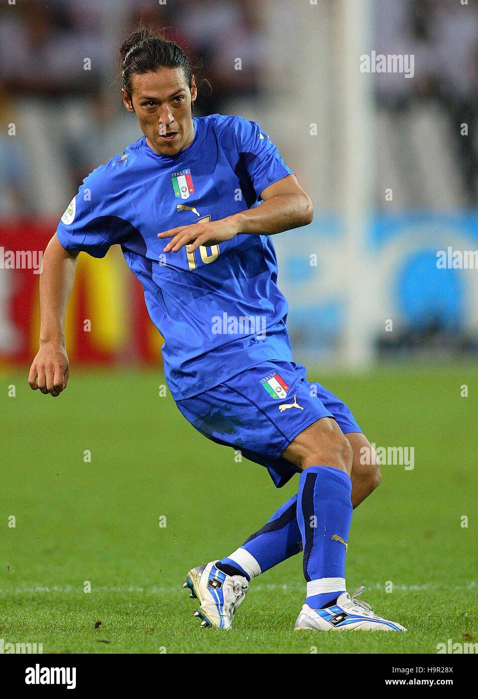 Storia di un grande Maestro: Mauro Camoranesi