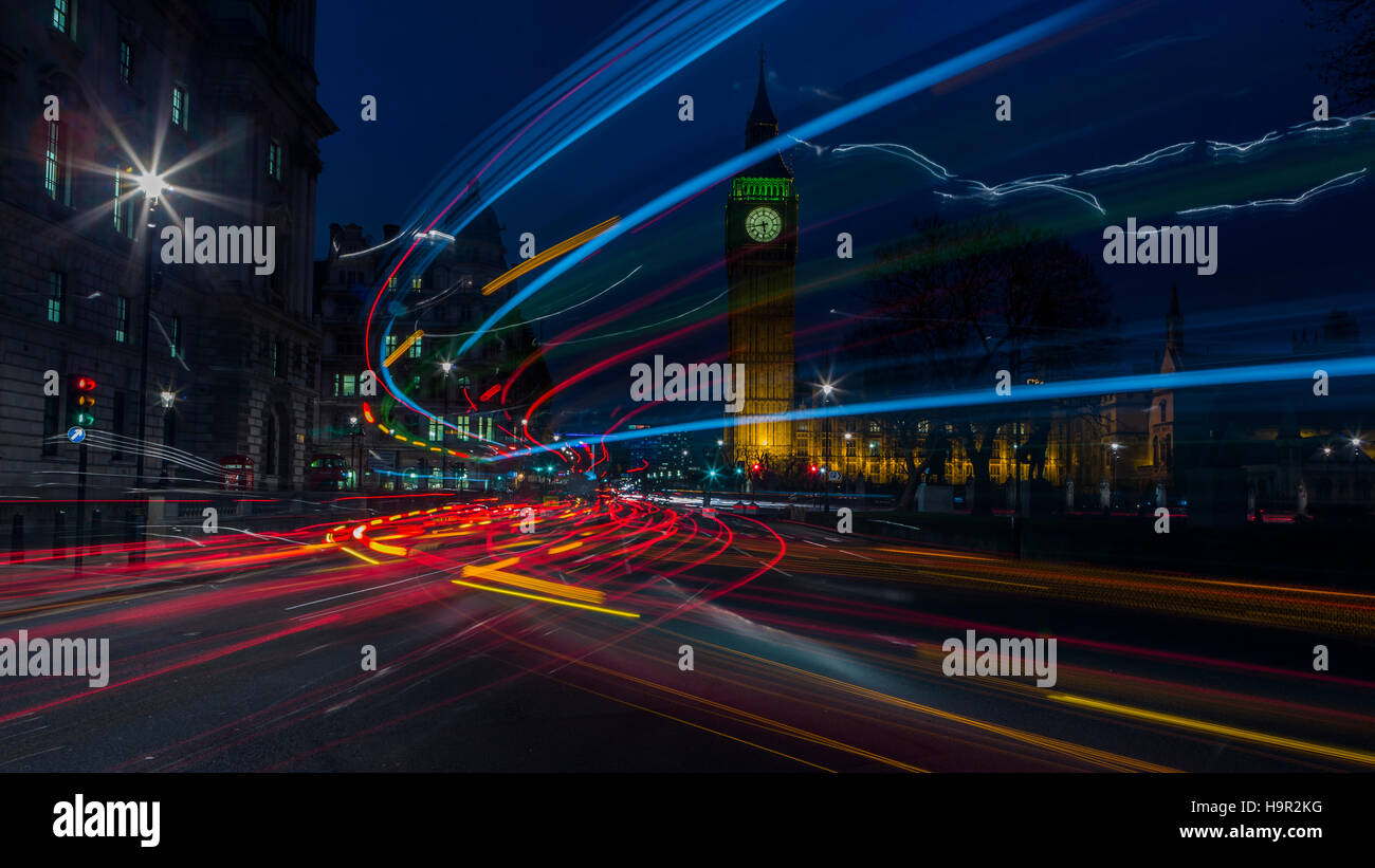 Light trails on westminster bridge at night hi-res stock photography ...