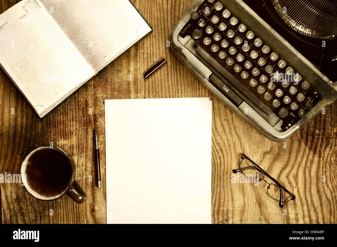 writer desktop with typewriter retro Stock Photo Alamy