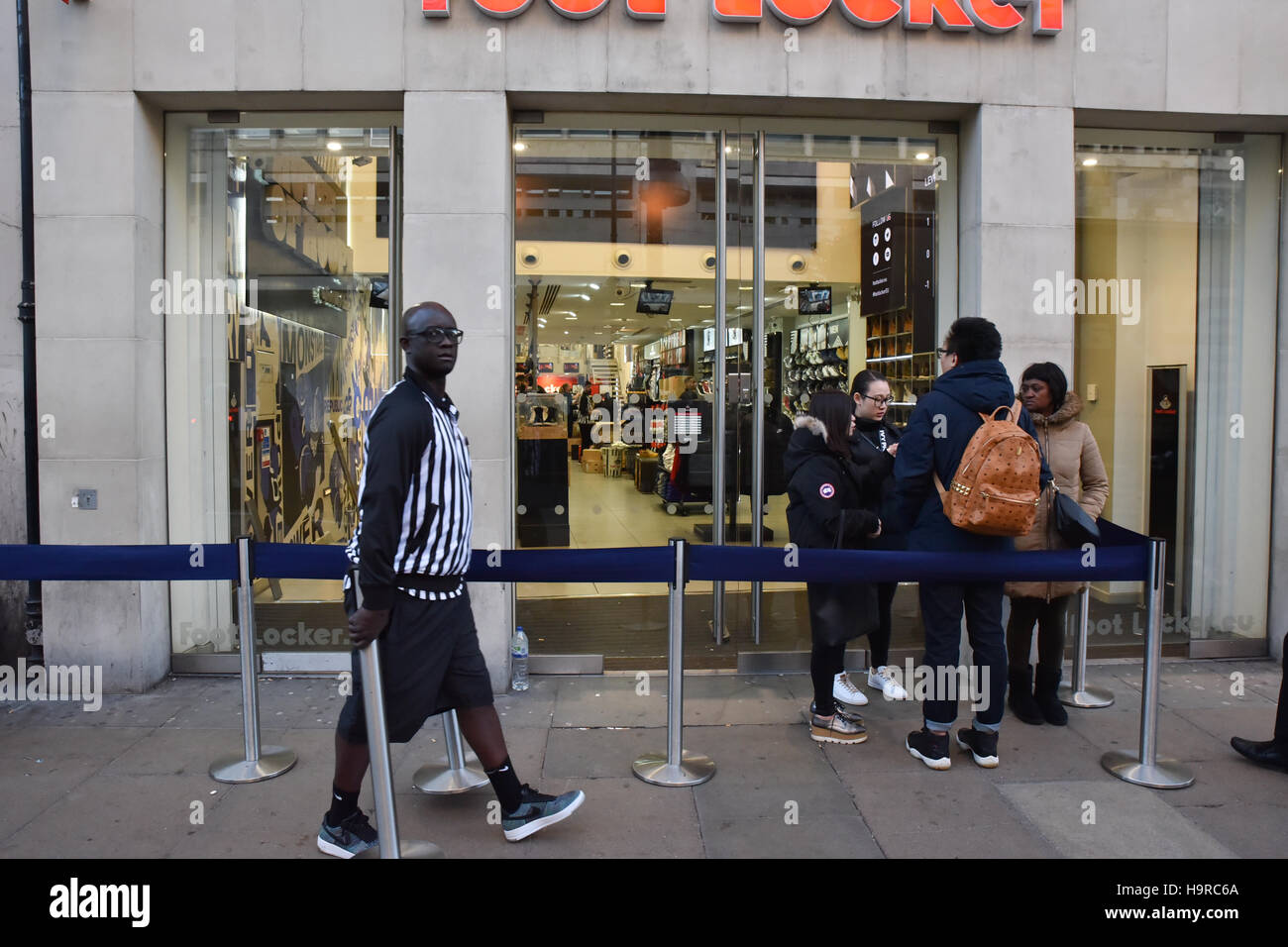 Foot locker cheap au yeezy