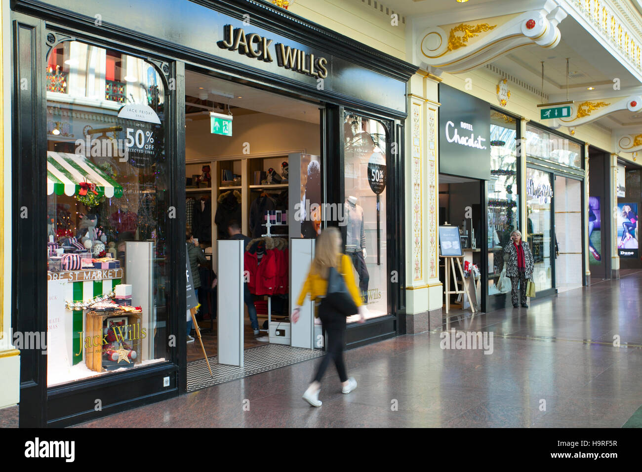 Jack Wills store in the INTU Trafford Centre Manchester. UK 25th November,  2016. Black Friday Sales Weekend at Jack Wills. City centre holiday  shopping season, retail shops, stores, Christmas shoppers, people discount