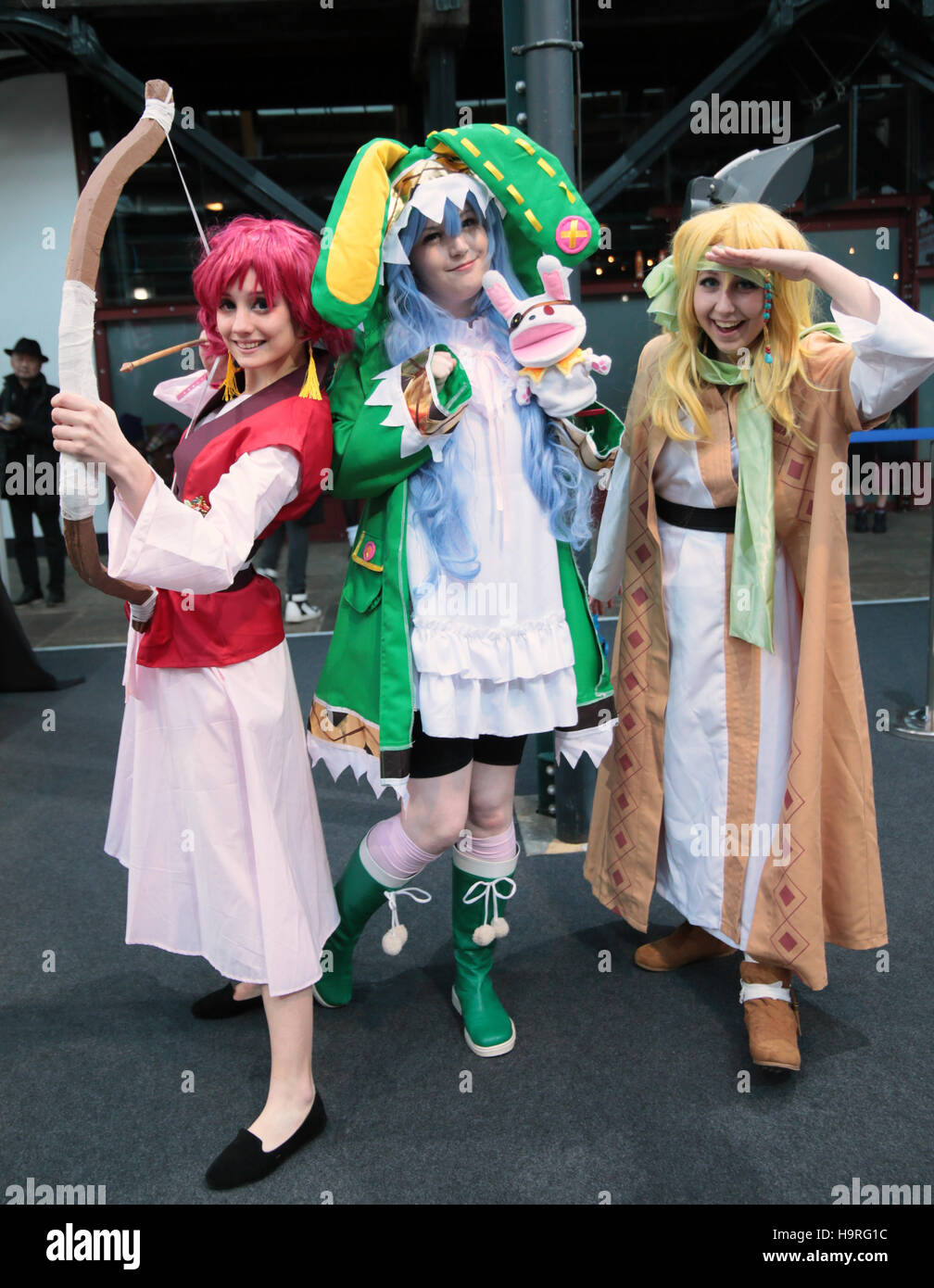 London UK 25 Nov 2016 Tobacco Docks open its doors to celebrate the culture of Japan , cosplay , manga comics, food ,Saki, sushi ,Wagashi ,traditional Japanese sweets,Japanese tea kettles ,mask Furyu Dance mask,Japanese handcrafted items,music and traditional Japanese culture @Paul Quezada-Neiman/Alamy Live News Stock Photo