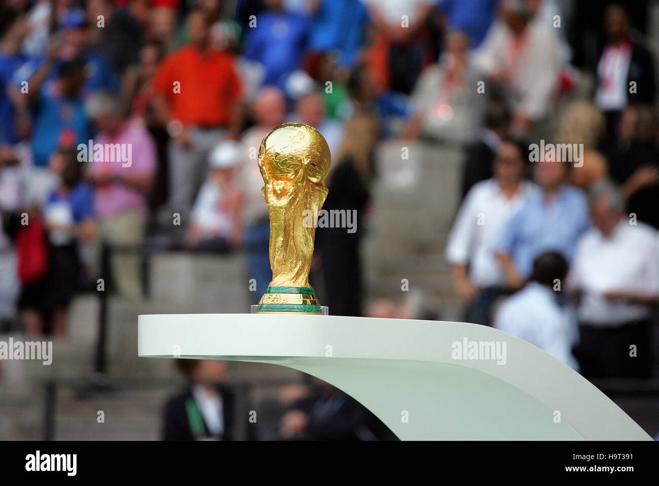 Fifa world cup 2006 trophy hi-res stock photography and images - Alamy