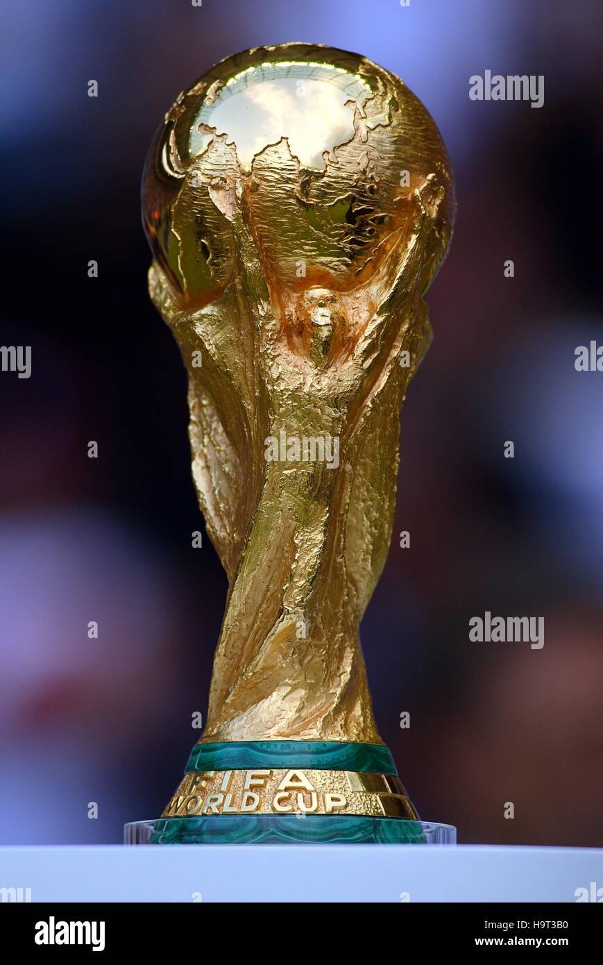 FIFA WORLD CUP TROPHY ITALY V FRANCE OLYMPIC STADIUM BERLIN GERMANY 09 July 2006 Stock Photo