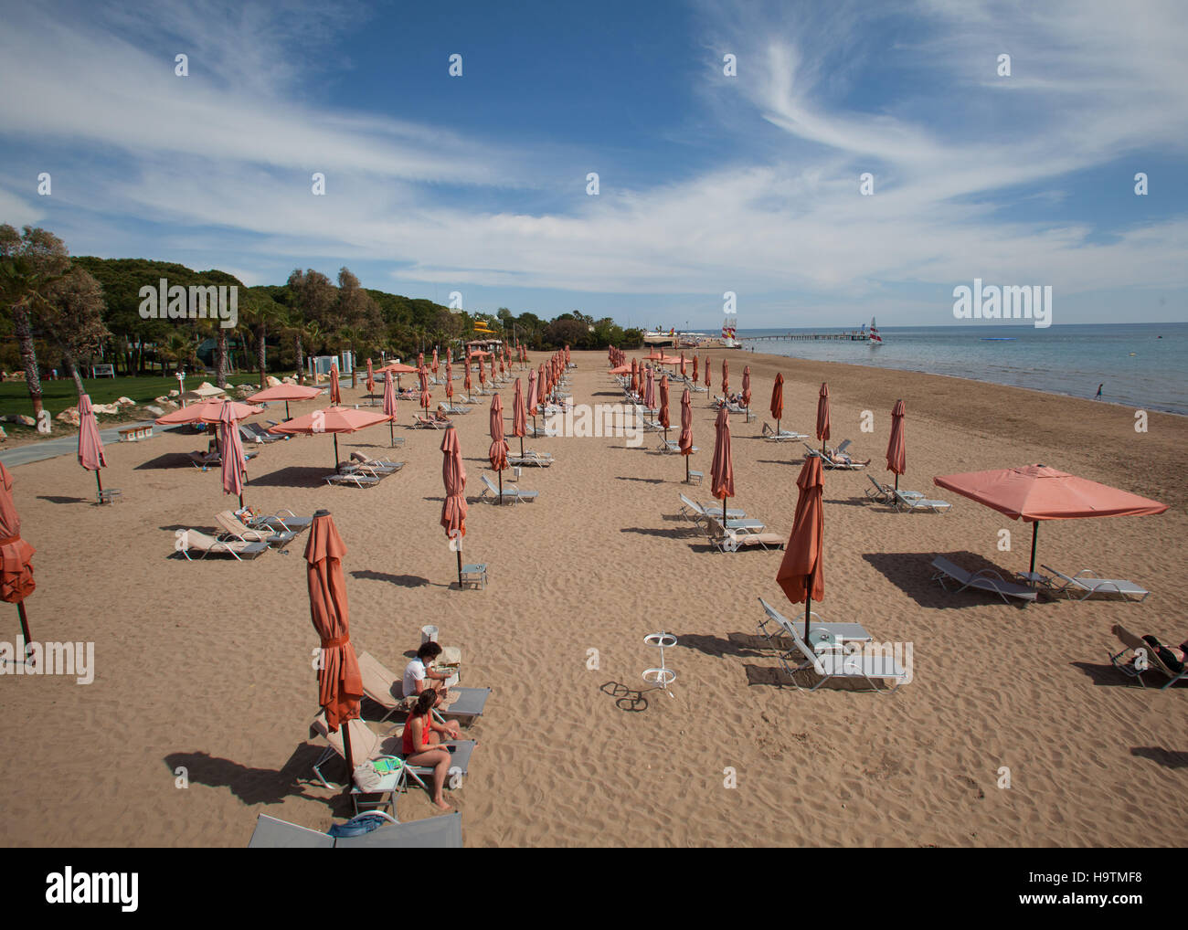 Empty beach with sunshades, holiday resort of Side, Turkish Riviera ...