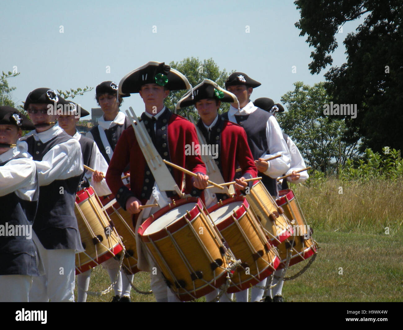 6002129105 The Fifes and Drums of York Town