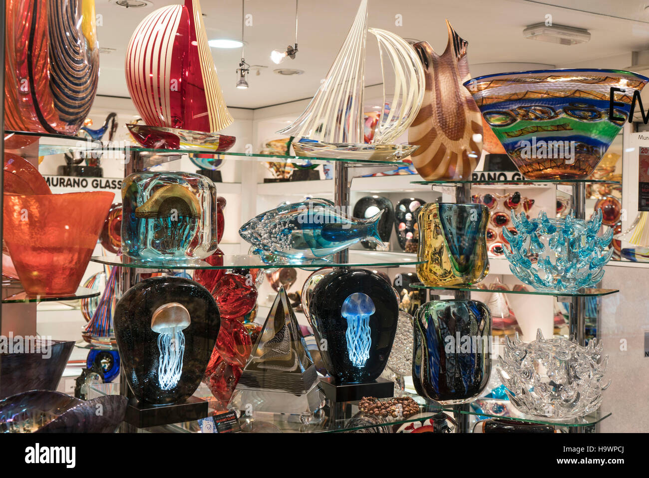 Murano Glass in Shop window , Venedig, Venezia, Venice, Veneto, Italy,  Italia, Europe Stock Photo - Alamy