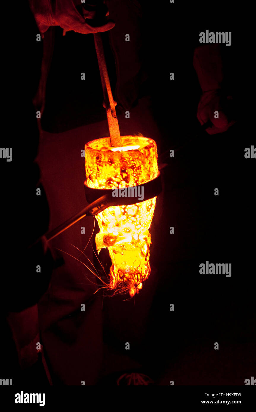 Bronze Casting Stock Photos & Bronze Casting Stock Images Alamy