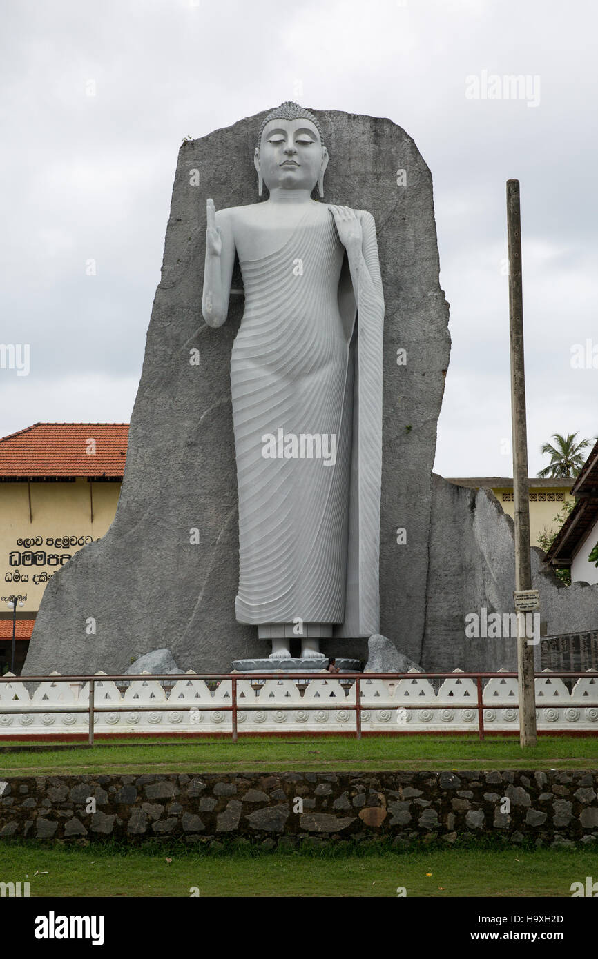 Buddha statue Sri Lanka Stock Photo Alamy
