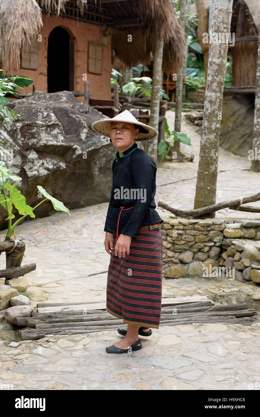 Village Binlang of Li and Miao minorities near Sanya, Hainan island, China Stock Photo
