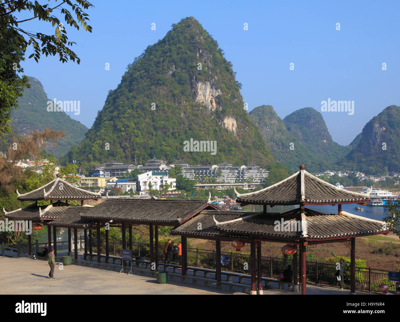 China, Guangxi, Yangshuo, Li River, town, scenery, Stock Photo