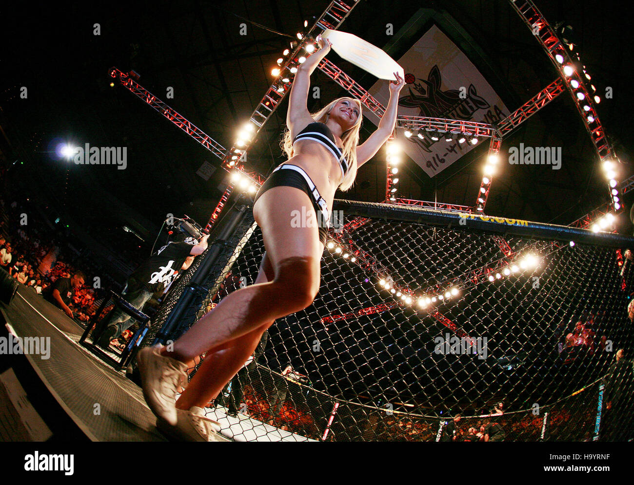 Ufc octagon girls during ufc hires stock photography and images Alamy