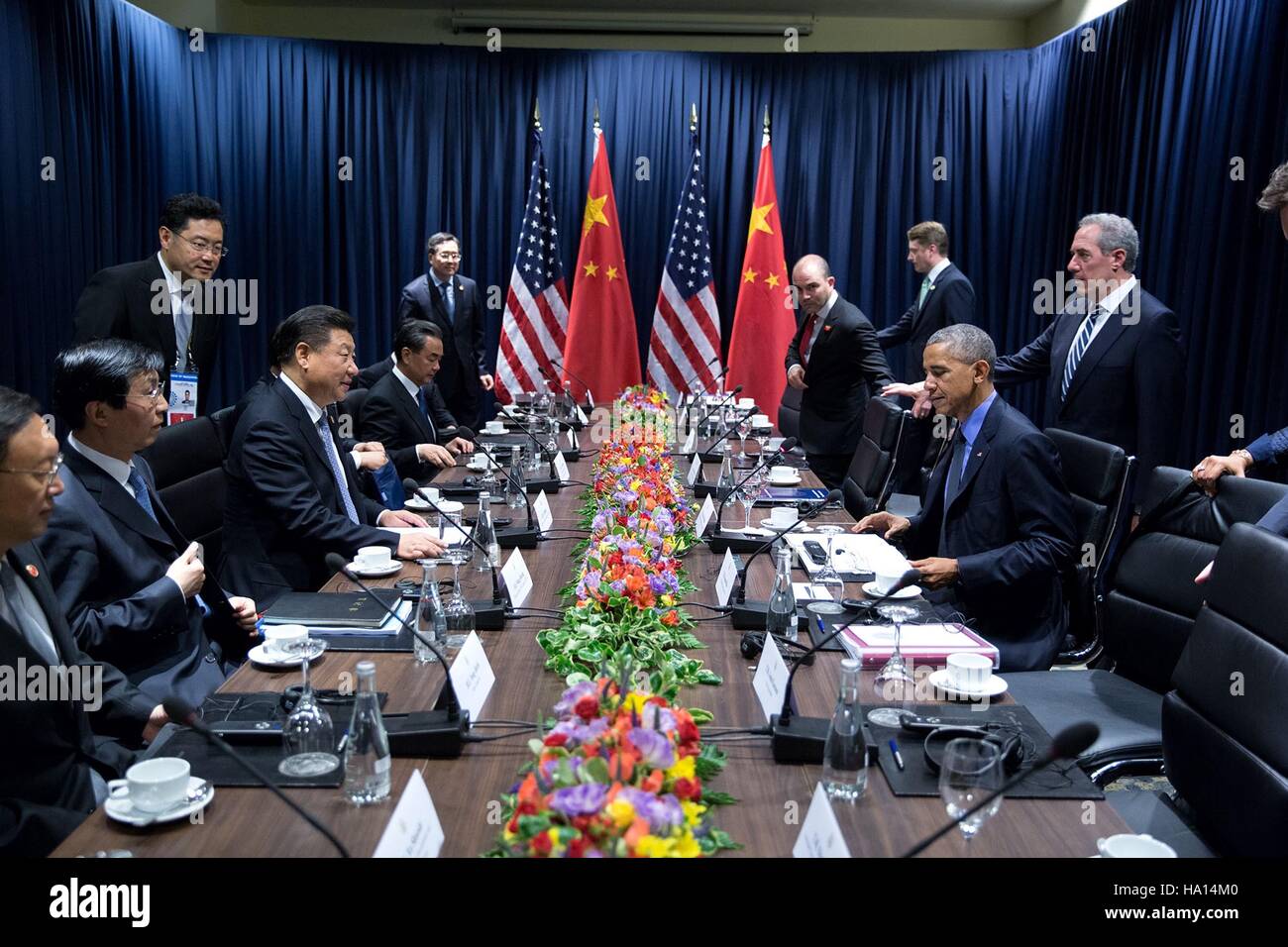 U.S. President Barack Obama and Chinese President Xi Jinping attend a meeting at the JW Marriott Hotel Lima November 19, 2016 in Lima, Peru. Stock Photo