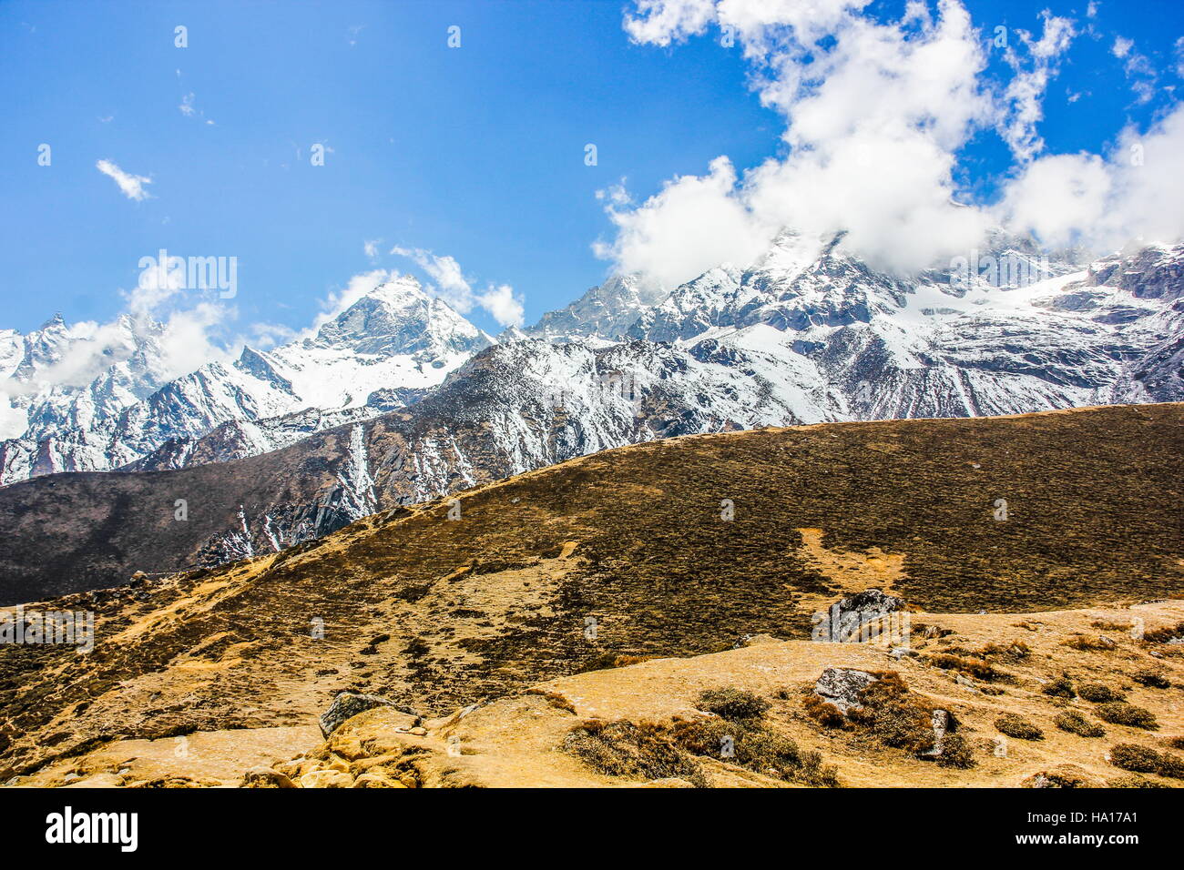 Himalayas nepal hi-res stock photography and images - Alamy