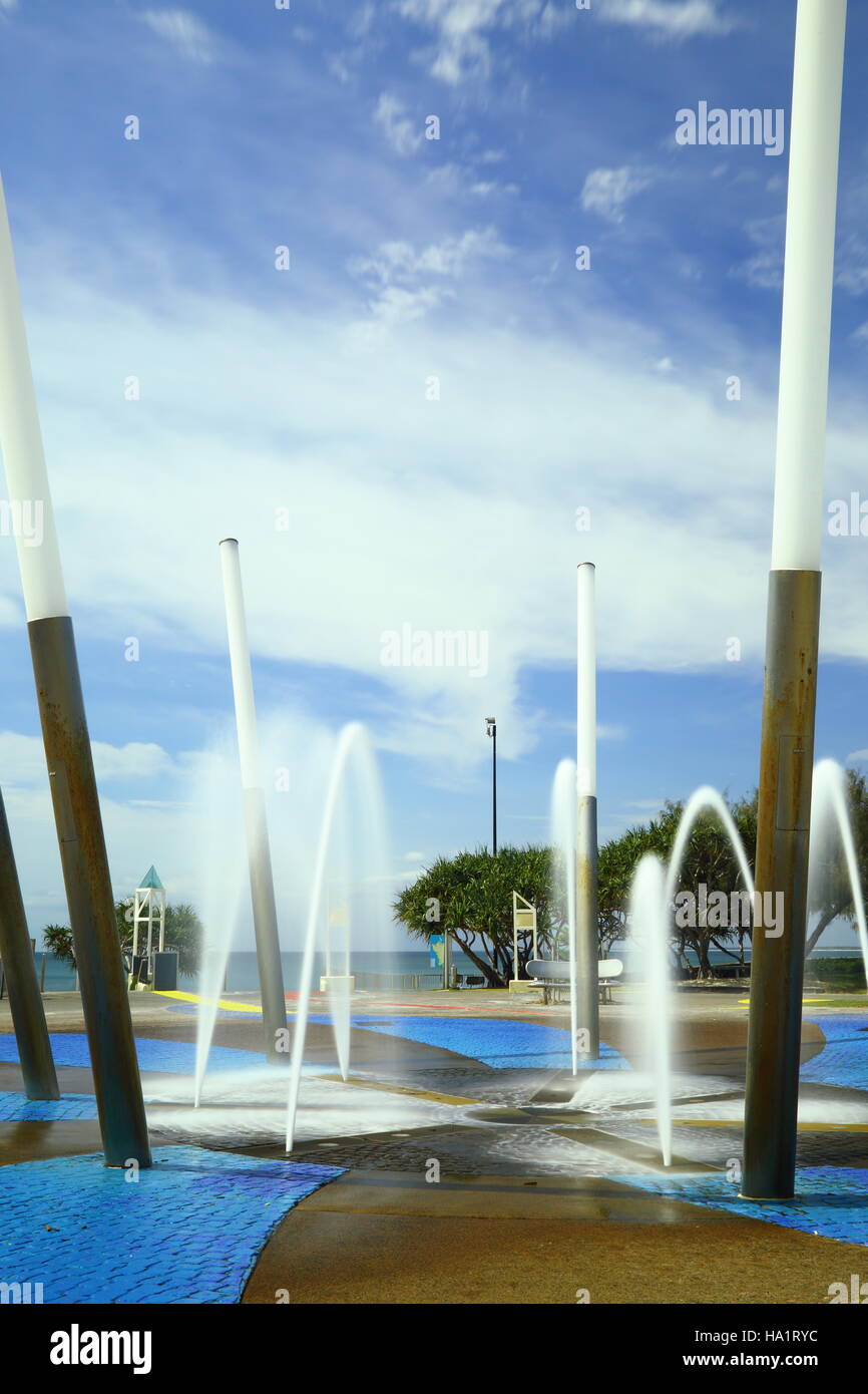 Fountain with sunshine hires stock photography and images Alamy