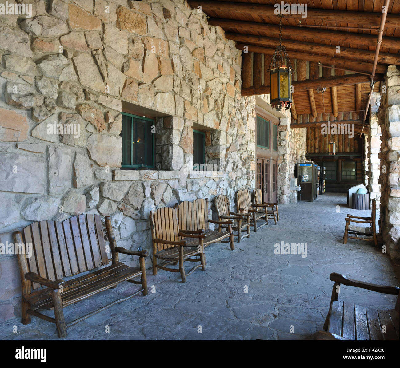 The Grand Canyon Lodge at the North Rim offers stunning views of the ...