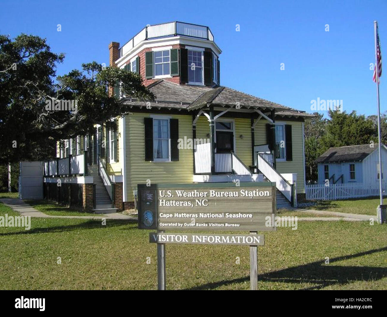 capehatterasnps 10555455536 Hatteras Weather Station Stock Photo Alamy