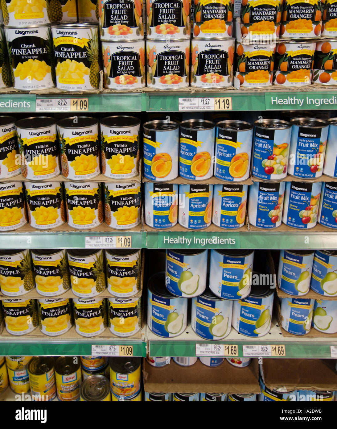 Canned Food Grocery Store High Resolution Stock Photography and Images