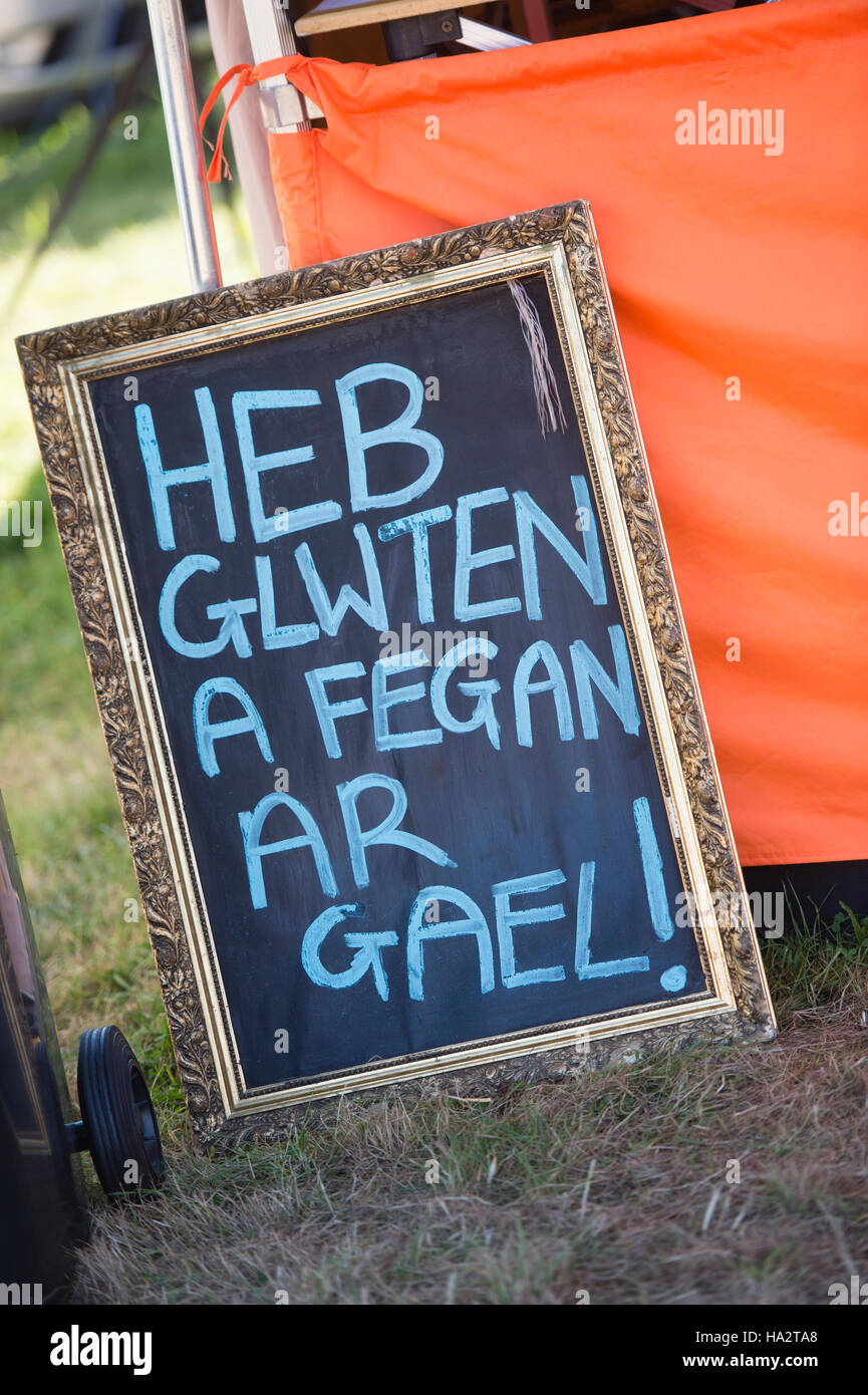 Monolingual welsh language signage at The National Eisteddfod of Wales