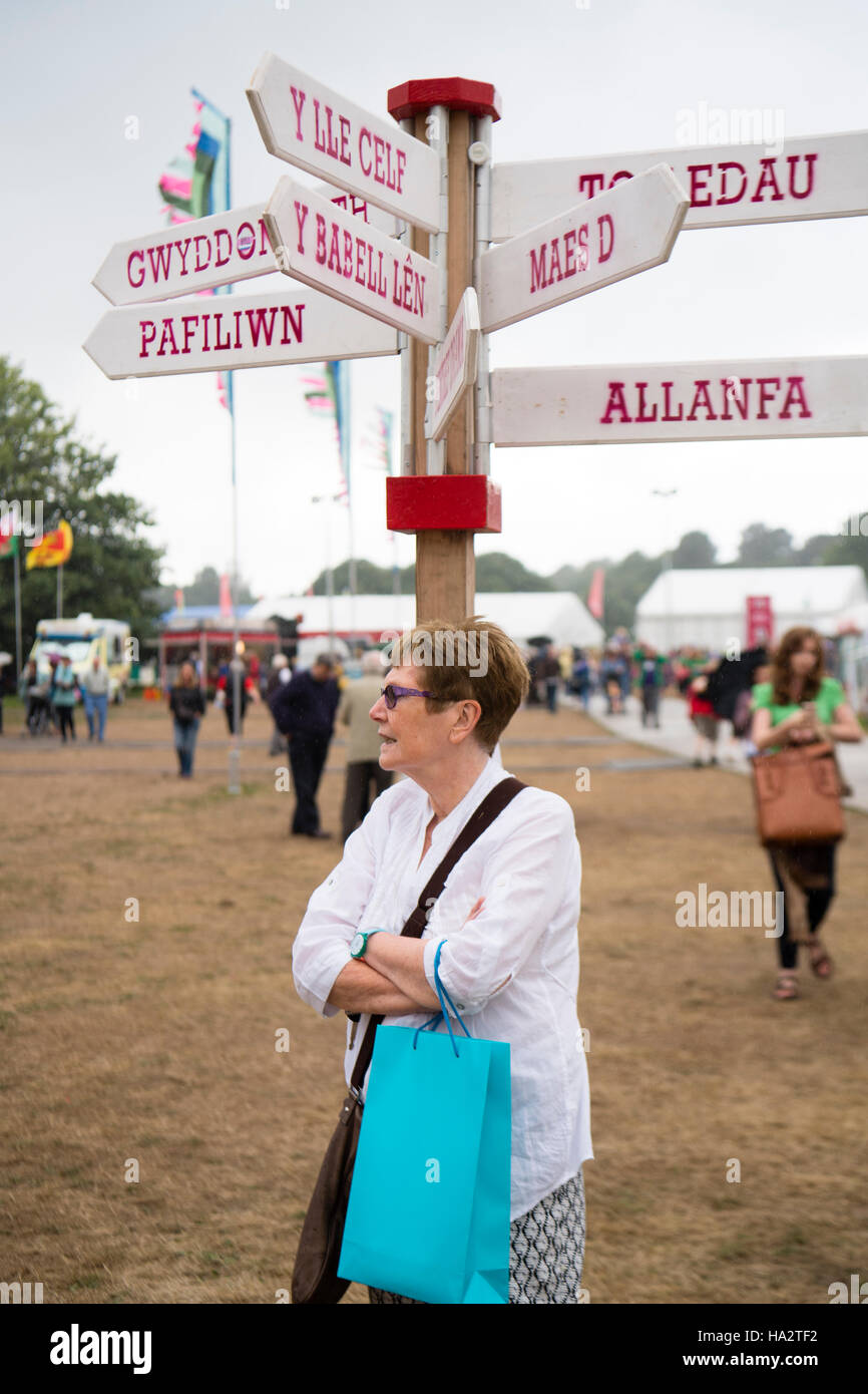 Monolingual welsh language signage at The National Eisteddfod of Wales , August 2016, held that year in the town of Abergavenny, South Wales. The Eisteddfod is a peripatetic annual welsh language cultural festival, held on the first full week of August, visiting locations in North and South Wales on alternate years Stock Photo