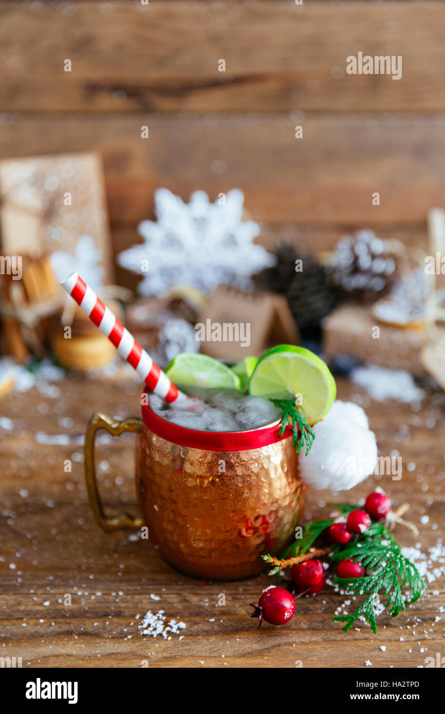 Christmas Moscow Mule drink Stock Photo Alamy