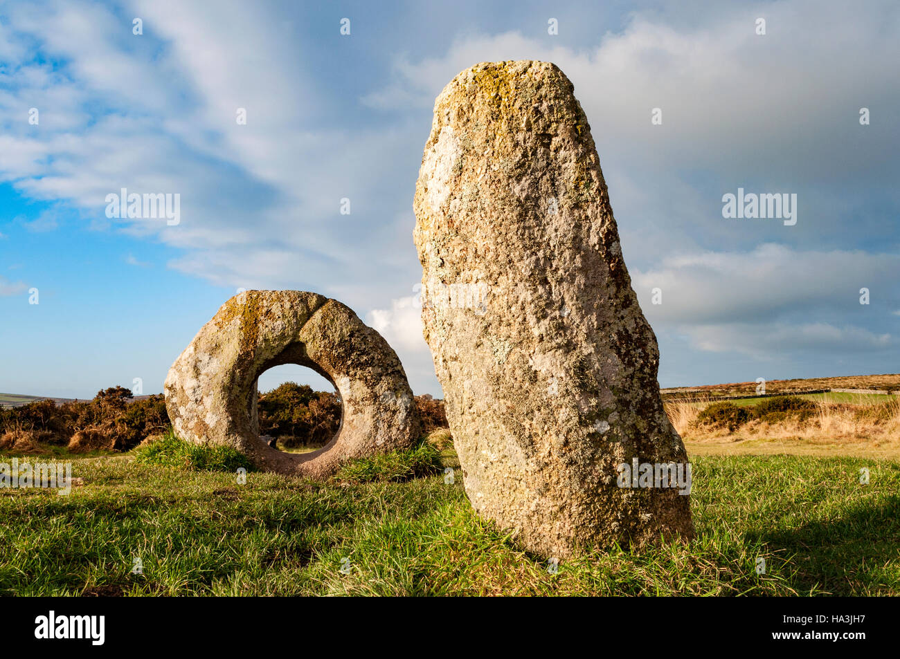 Men An Tol, neolithic standing stones near Madron in Cornwall, England, UK Stock Photo