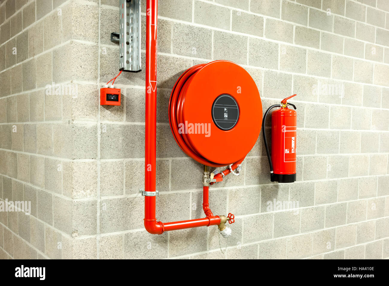 Use of fire hose reel Stock Vector Images - Page 3 - Alamy