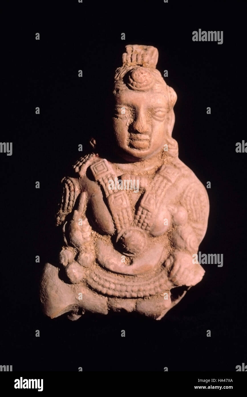 Ter (Osmanabad ) MHR. Kaolin female figurine wearing necklace circa 2nd century A.D . Stock Photo
