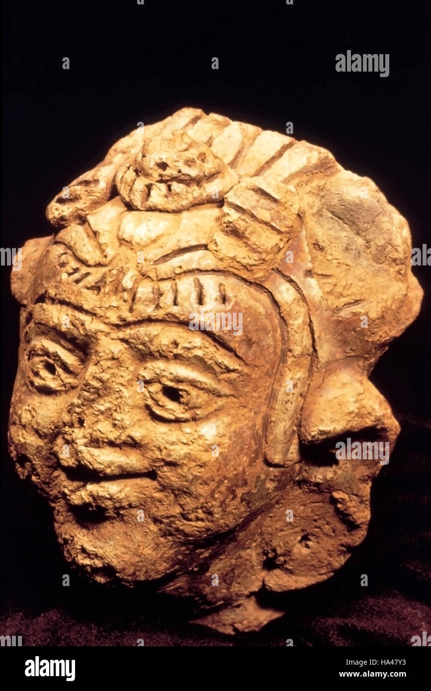 Ter (Osmanabad) Maharashtra. Terracotta face of a boy with lively feature. Circa 2nd century BCE, Satvahana dynasty Stock Photo