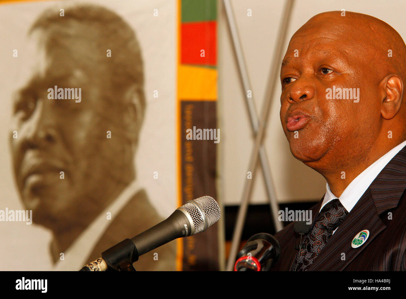 Durban, South Africa. 26th Nov, 2016. DURBAN - Jeff Radebe, South Africa's Minister in the Presidency, speaking on whether the country's constitution is an obstacle or catalyst for nation building at the annual CHief Albert Luthuli Memorial Lecture at the University of KwaZulu-Natal in Durban. IN the background is a portrait oof Chief Albert Luthuli, South Africa's first Nobel laureate. Picture Credit:  Giordano Stolley/Alamy Live News Stock Photo