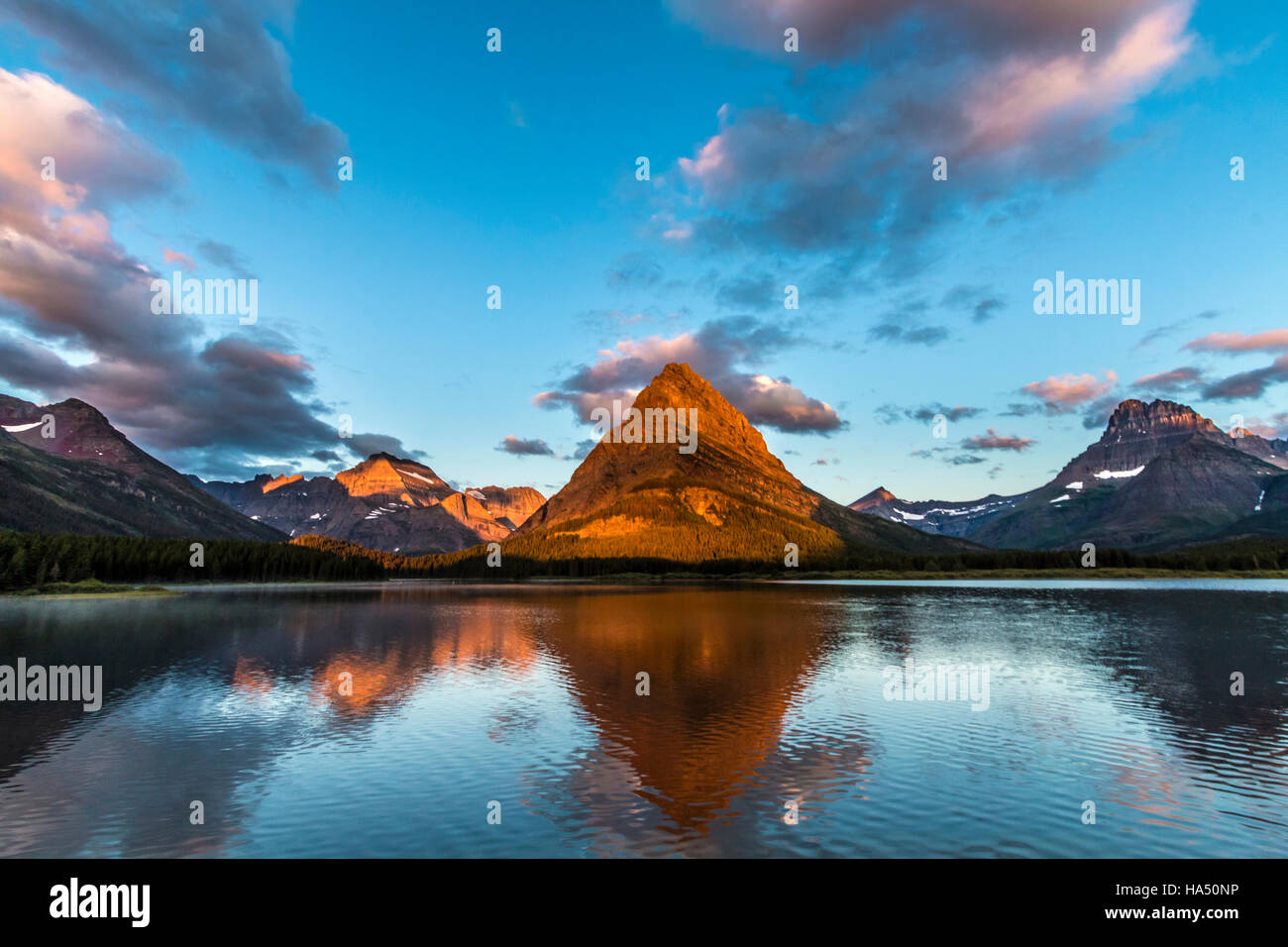 scenic pictures of Glacier National park in Montana Stock Photo - Alamy