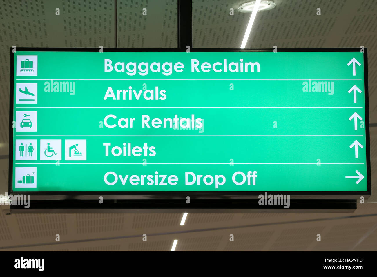 Green baggage claim , Arrivals, Car rentals, toilets and oversize drop