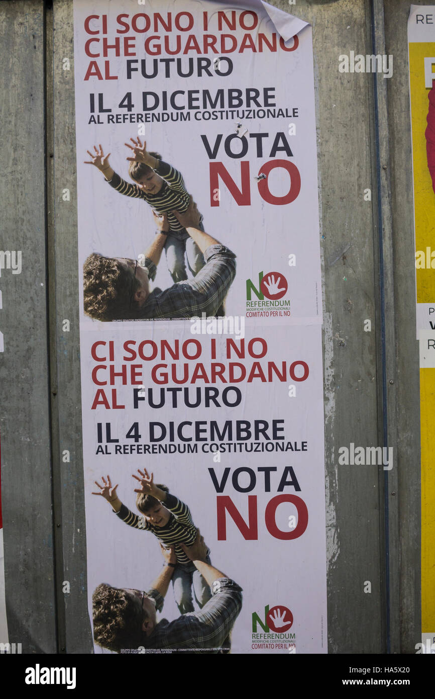 Billboards on the Italian constitutional referendum of December 4, 2016 Stock Photo