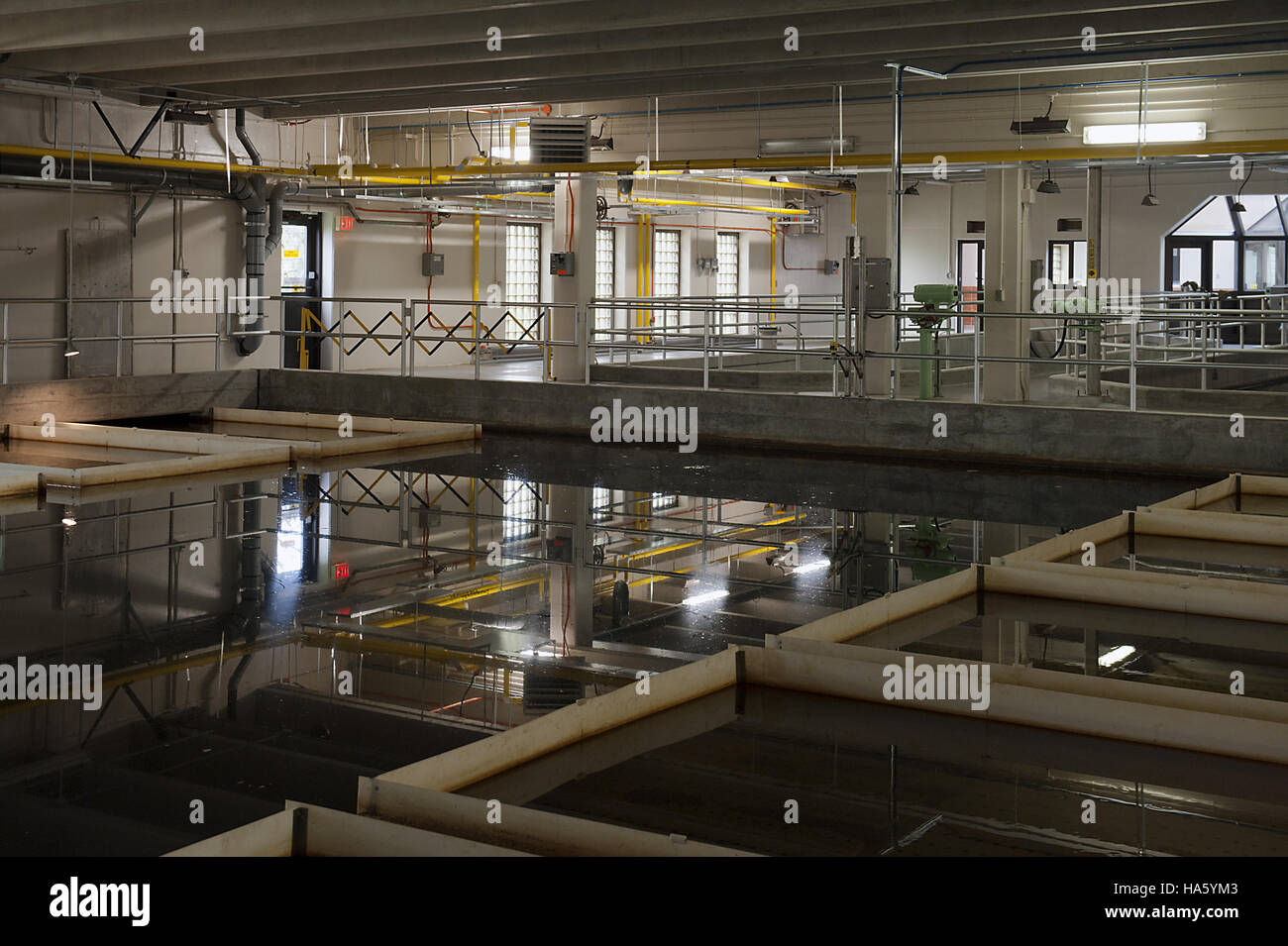 Drinking water treatment plant hires stock photography and images Alamy