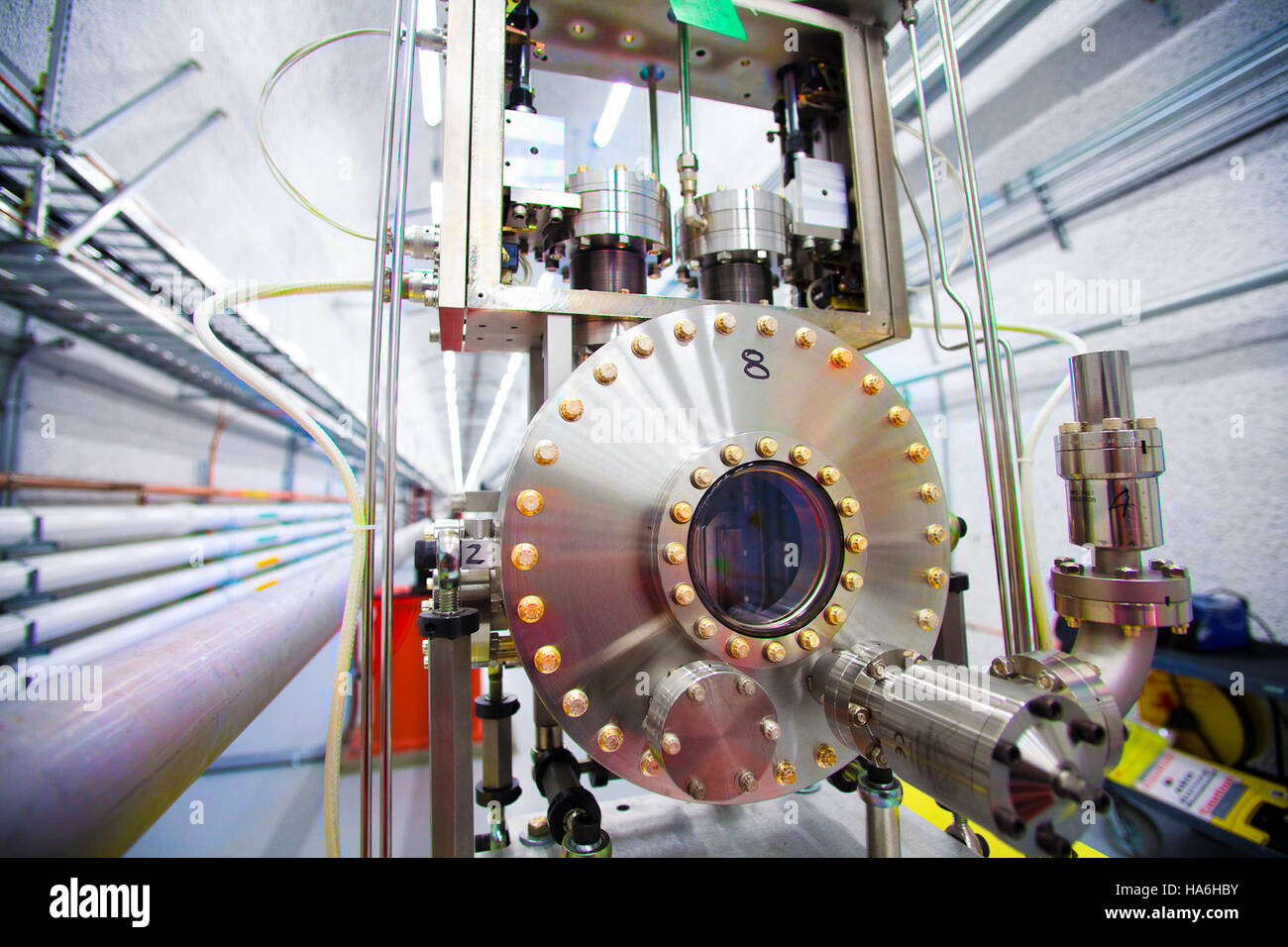 Tarleton Accelerator Lab Accelerator physics experiments hi-res stock photography and images - Alamy
