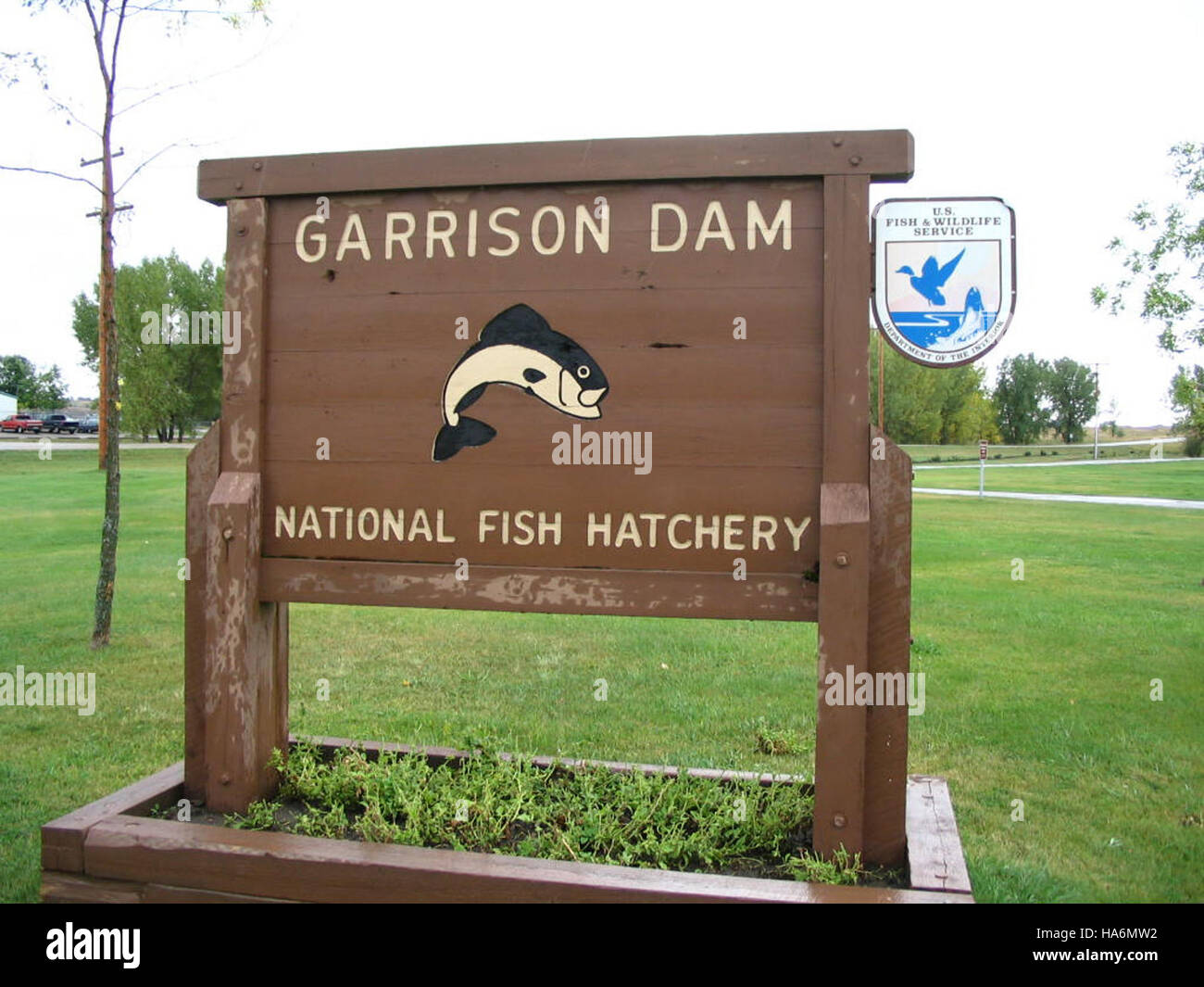 eddiesfisheriesfws 8006695722 Garrison Dam NFH, ND Hatchery Entrance