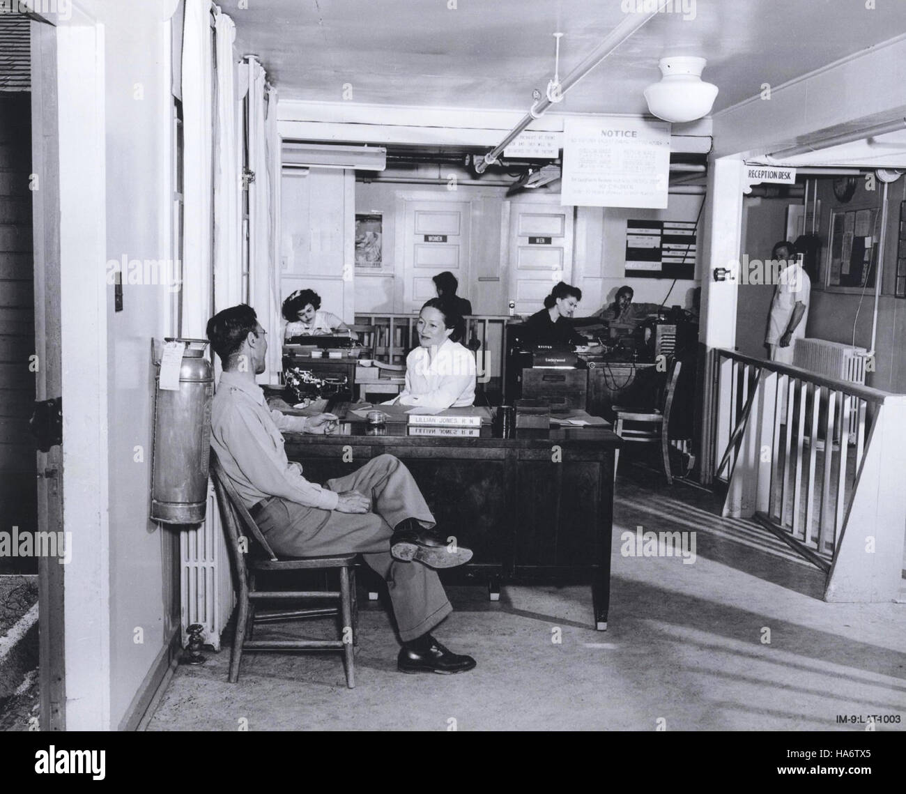 losalamosnatlab 7597479572 Hospital Reception Area Stock Photo Alamy