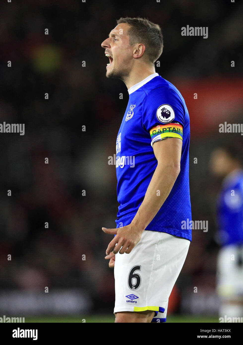 everton lgbt shirt