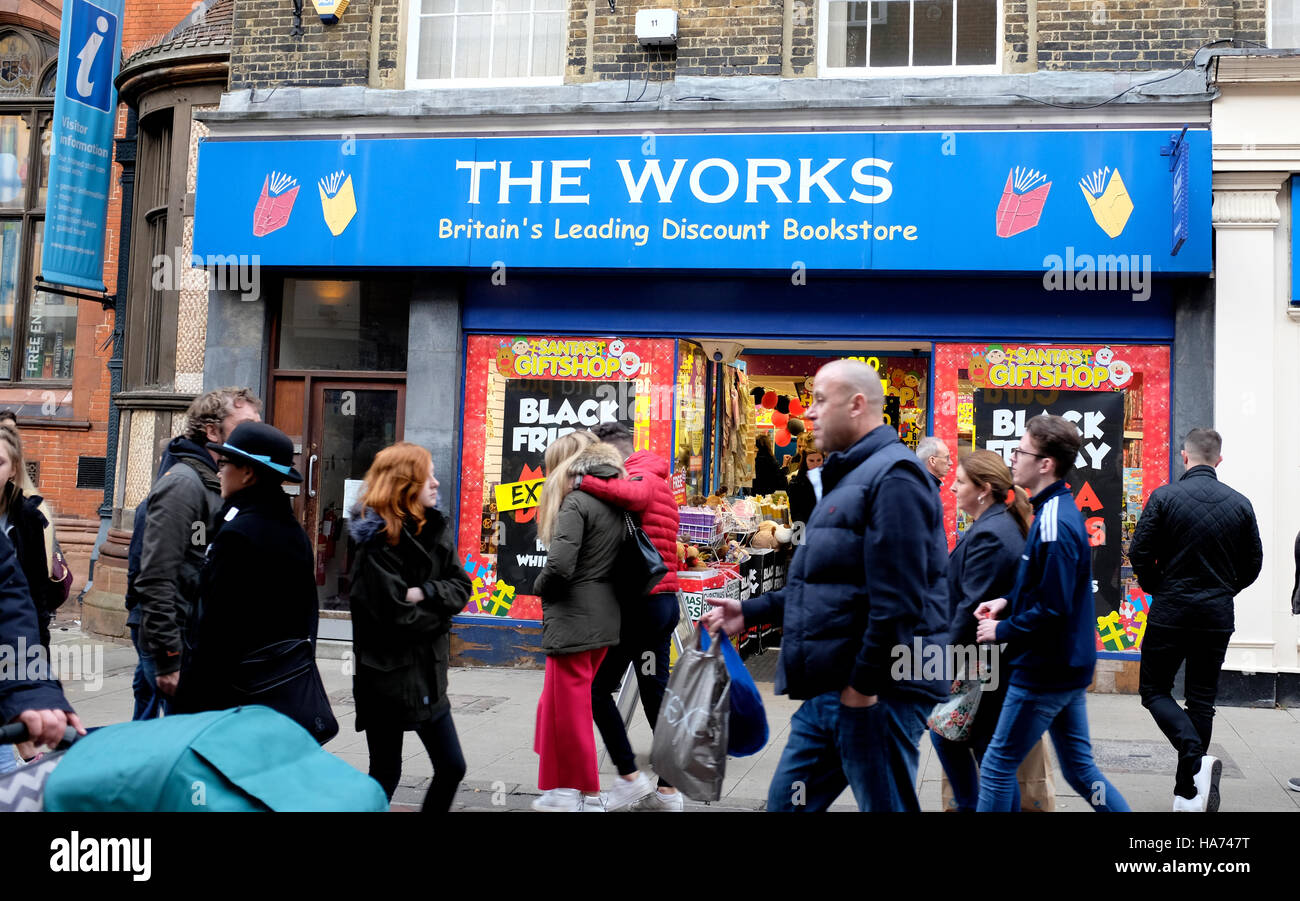 the works discount book store in city of canterbury east kent uk november 2016 Stock Photo Alamy