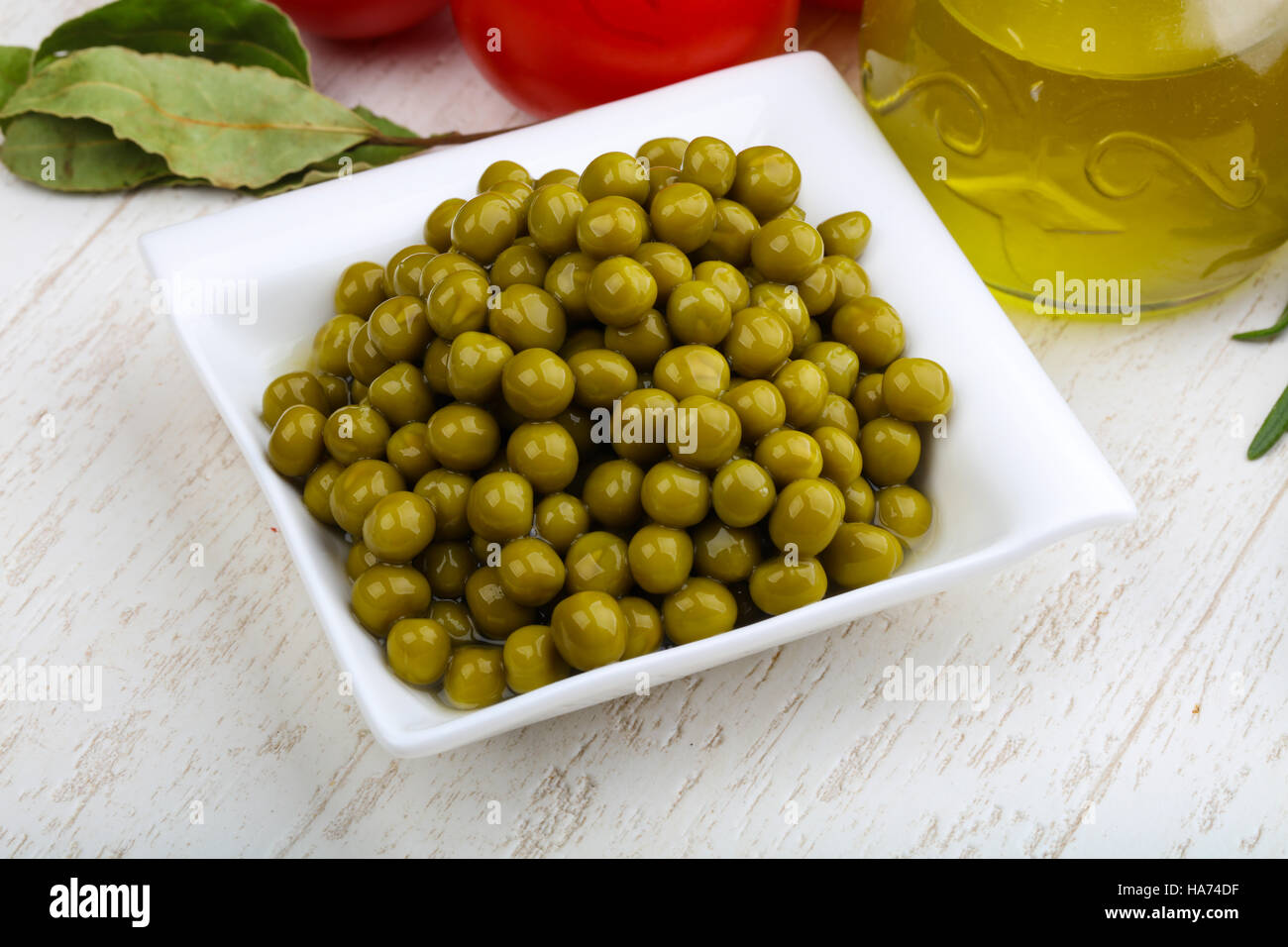 Green canned peas in the bowl - ready for eat Stock Photo - Alamy