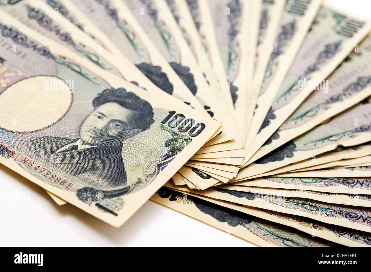Триллион йен в рублях. Японская иена. Йена валюта. Йена валюта Японии. Йены в рубли.