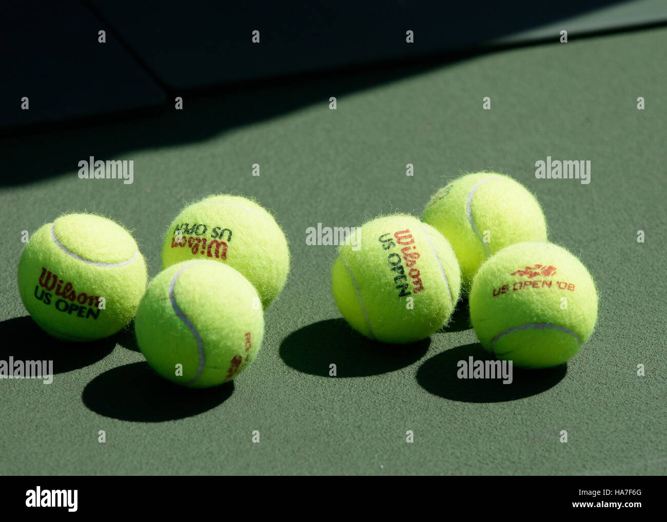 Tennis us open tennis balls hires stock photography and images Alamy