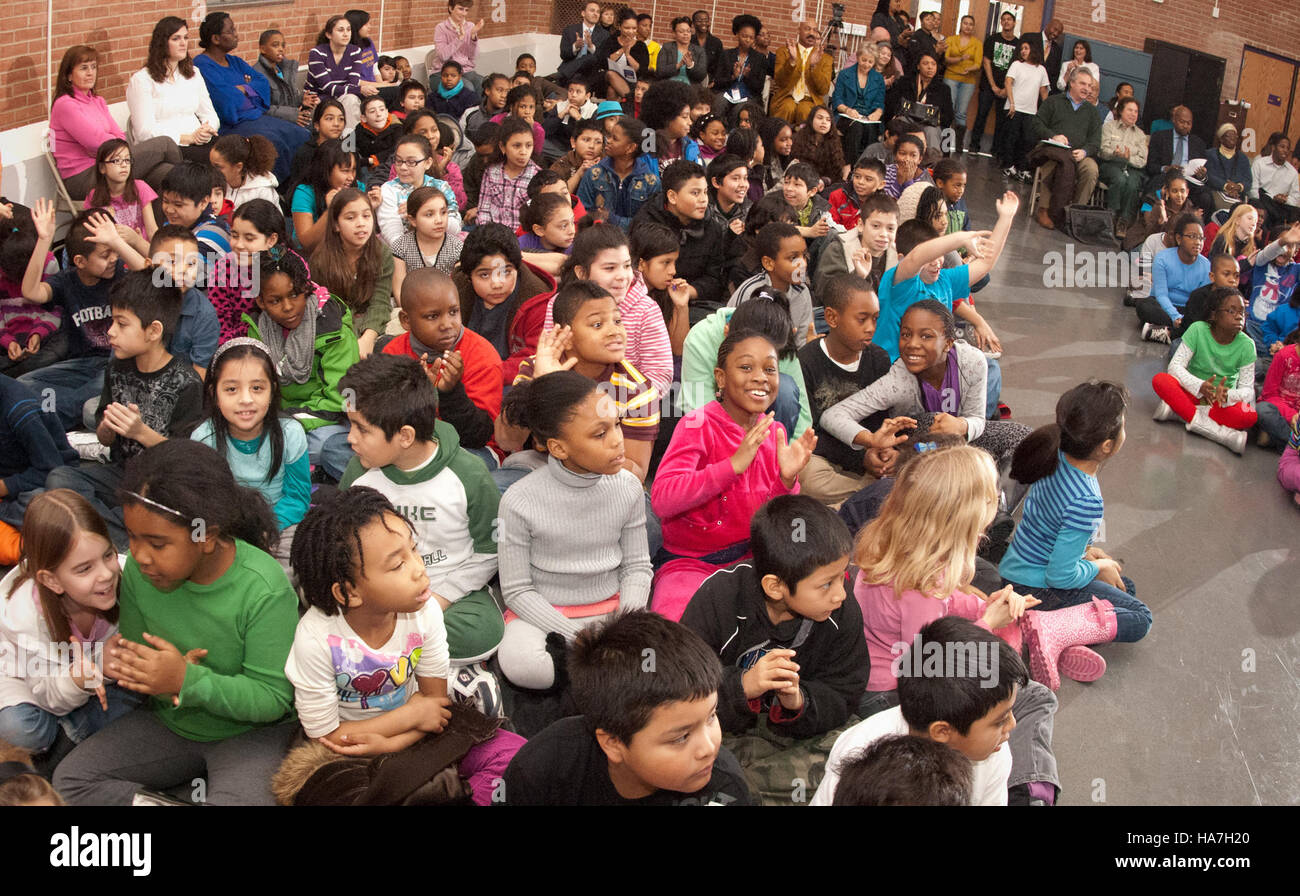 The USDA Food and Nutrition Service (FNS) supports national food ...