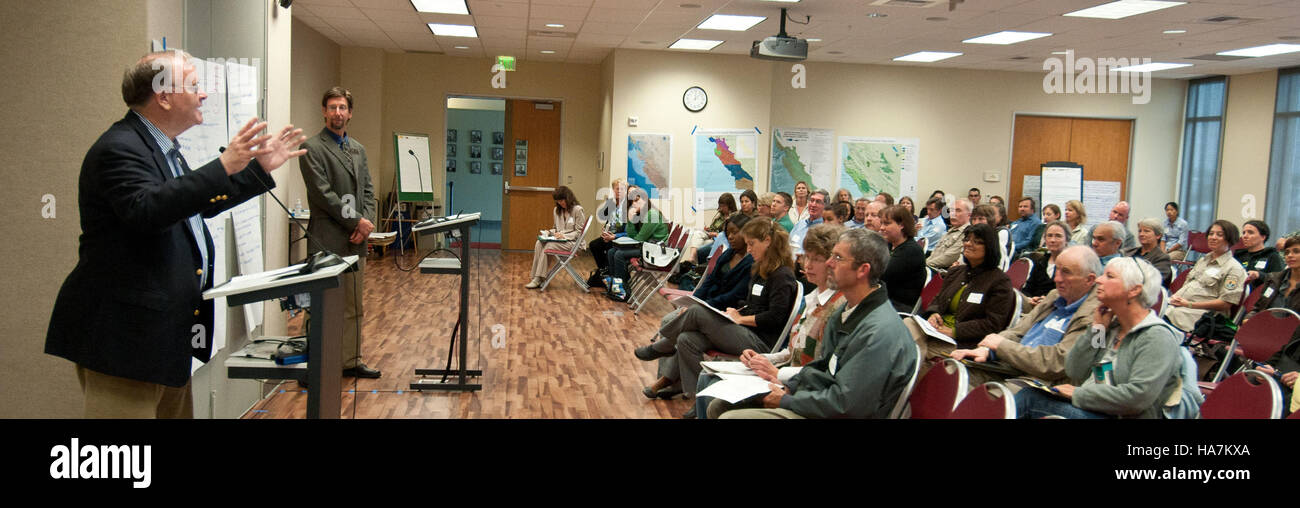 Sam Farr Federal representatives, including Congressman Sam Farr, meet to ...