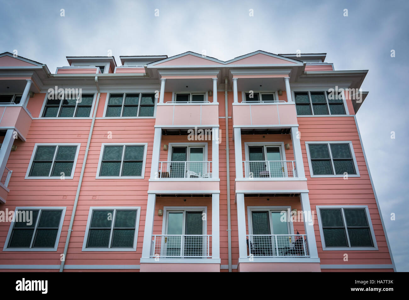 Pink condominium building in North Beach, Maryland Stock Photo Alamy